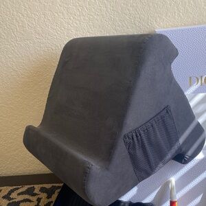 Black Memory Foam Leg Rest Pillow